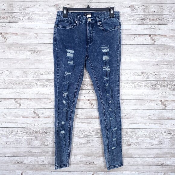 Venus Womens Jeans Sz 8 Fame Blue Distressed 412A - Picture 1 of 5